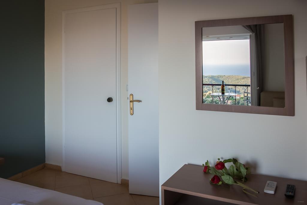 Anthoussa Rooms Parga Buitenkant foto